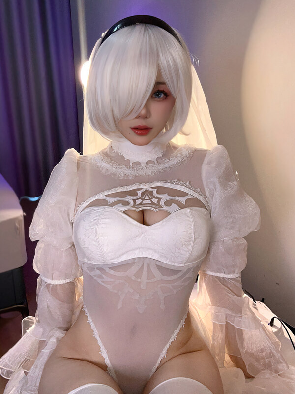 Jiu yan nude photo 9