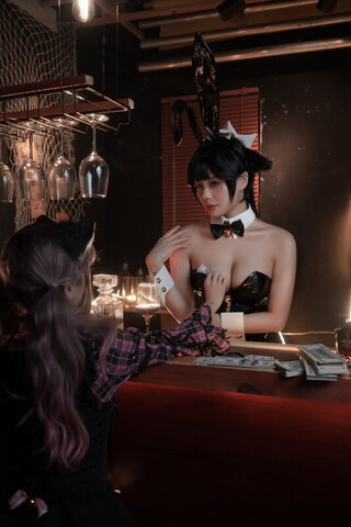 Jiu yan nude photo 8