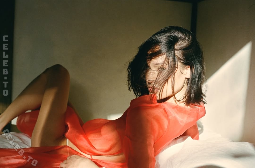 Jüli Mery nude photo 12