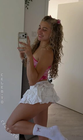 Joana Salamone nude photo 2