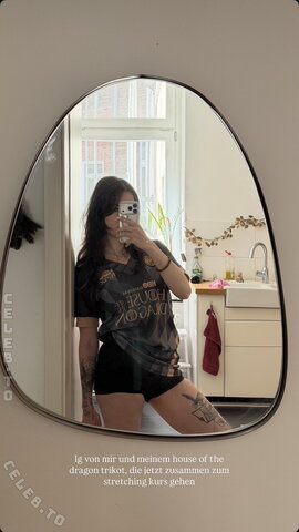 Jodie Calussi – Instagram Story