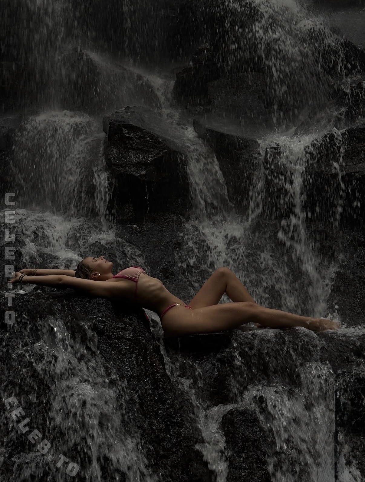 johanna.jrr nude photo 17