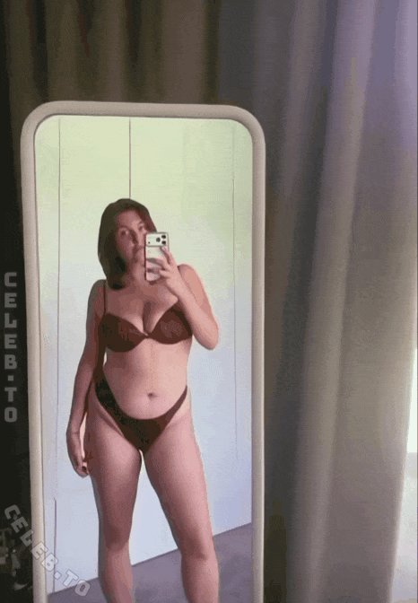JohannaMuellner nude photo 1