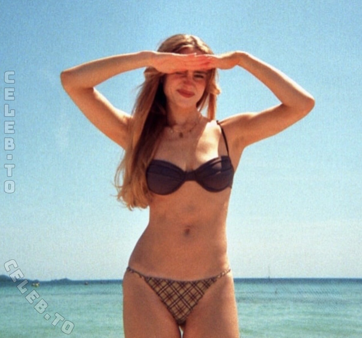 Johanna.rbk nude photo 2