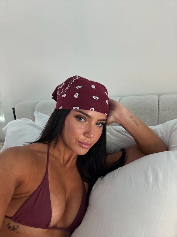 Johnna Victoria nude photo 6
