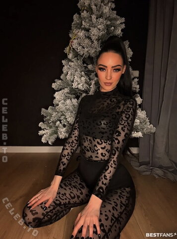 Joleen69 nude photo 2