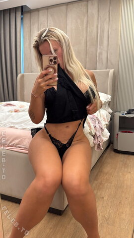 Jolie Becker nude photo 11