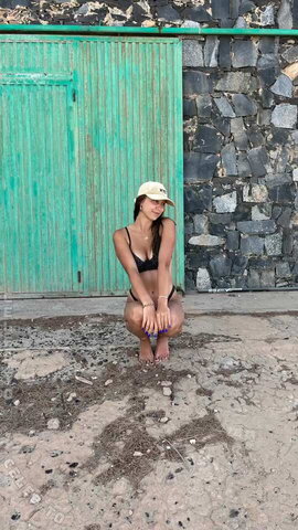 Jolina Ernst nude photo 71