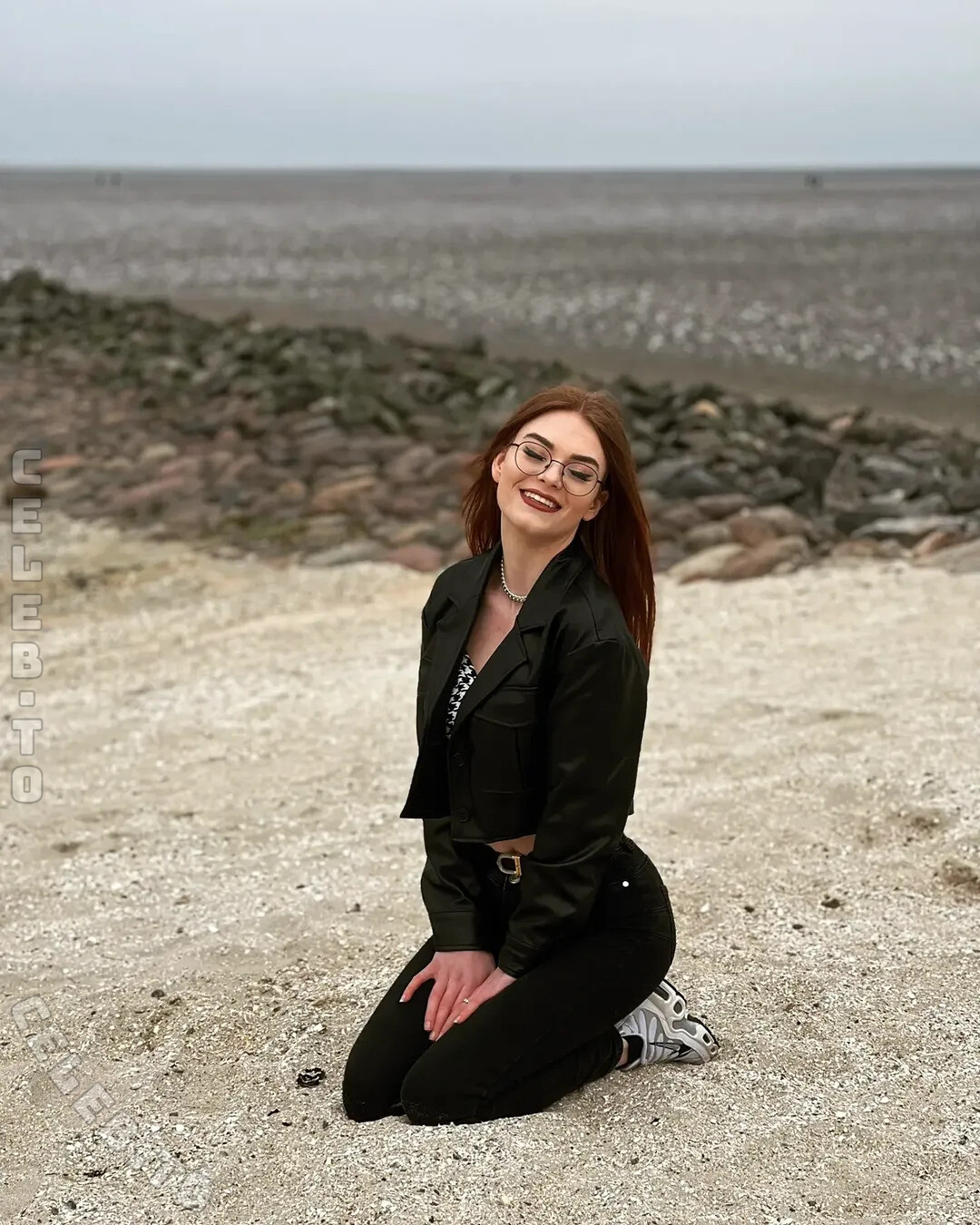 Joline.knp nude photo 3