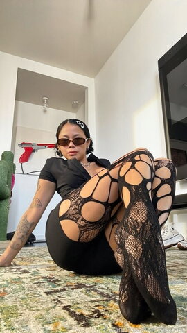Jonna Mae New (3 photos)