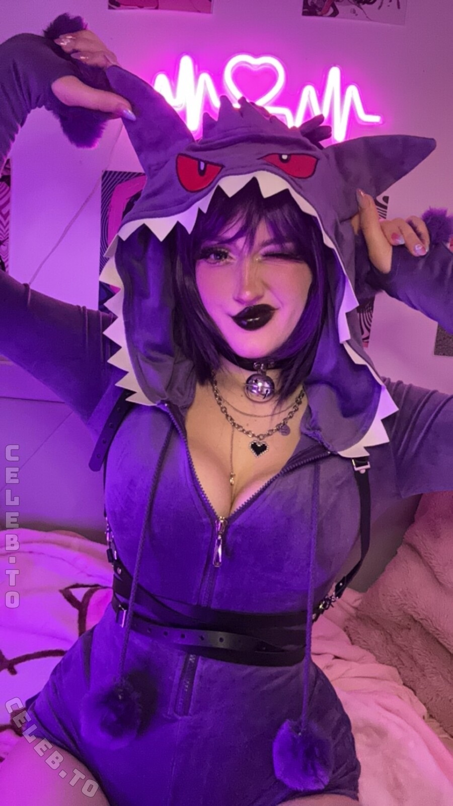 Jooyce.Chan nude photo 13