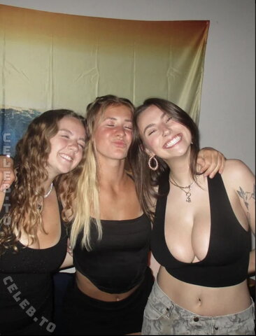 Jordan McDonald nude photo 2