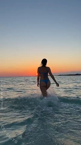 Jordyn Jones nude photo 93