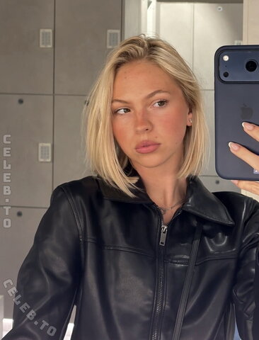 Jordyn Jones photo 1