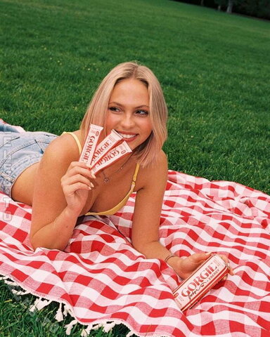 Jordyn Jones photo 3