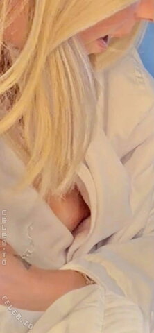 Jordyn Jones nude photo 4