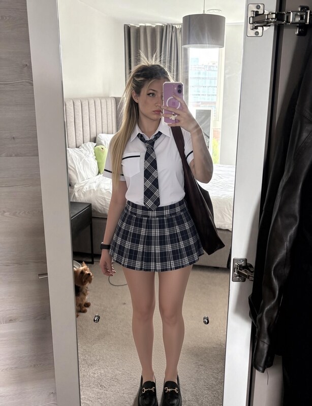 Jorhdys nude photo 1
