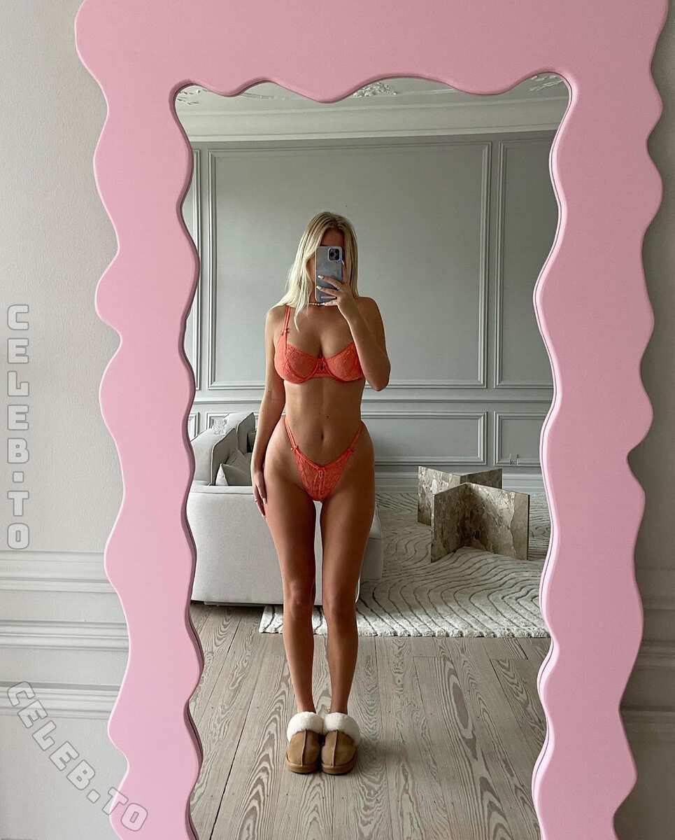 Josefine Dahl nude photo 20