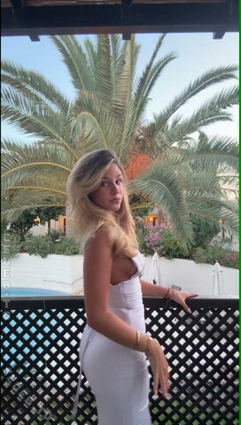 Josefine Scholl photo 5