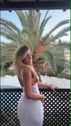 Josefine Scholl nude photo 1