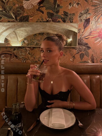 Josefine Scholl photo 2