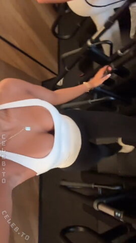 Josefine Scholl nude photo 3