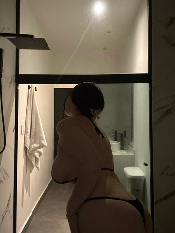 Joselynbluu nude photo 11