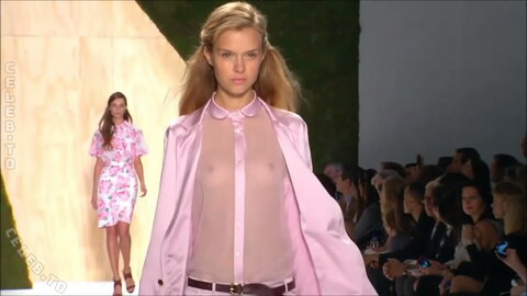 Josephine Skriver nude