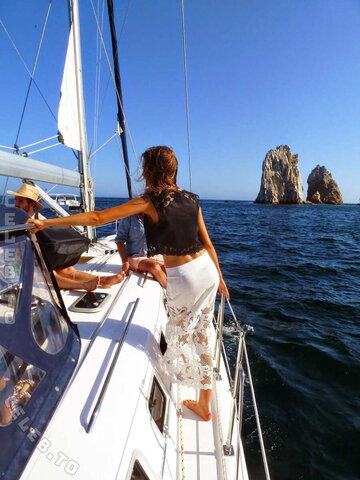 Josephine Skriver nude