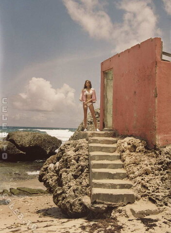 Josephine Skriver nude