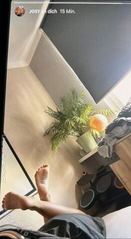 Josiirn nude photo 1