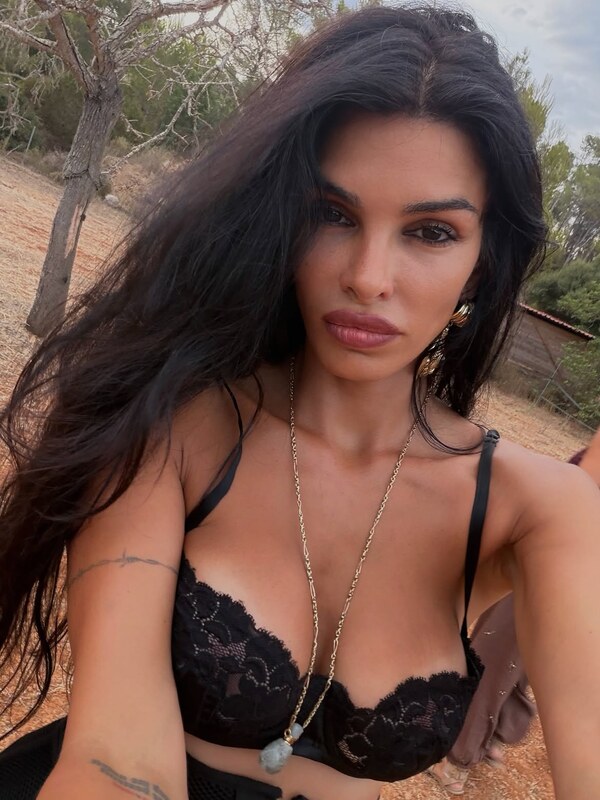 Jovana Djordjevic nude photo 4