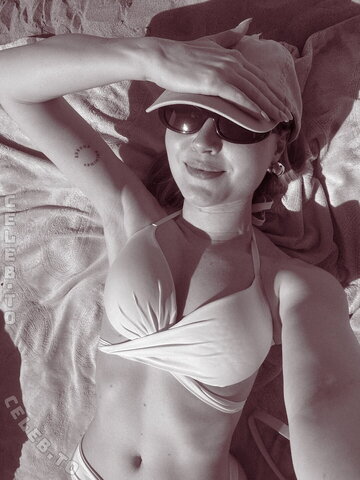 Joy Gruttmann photo 3