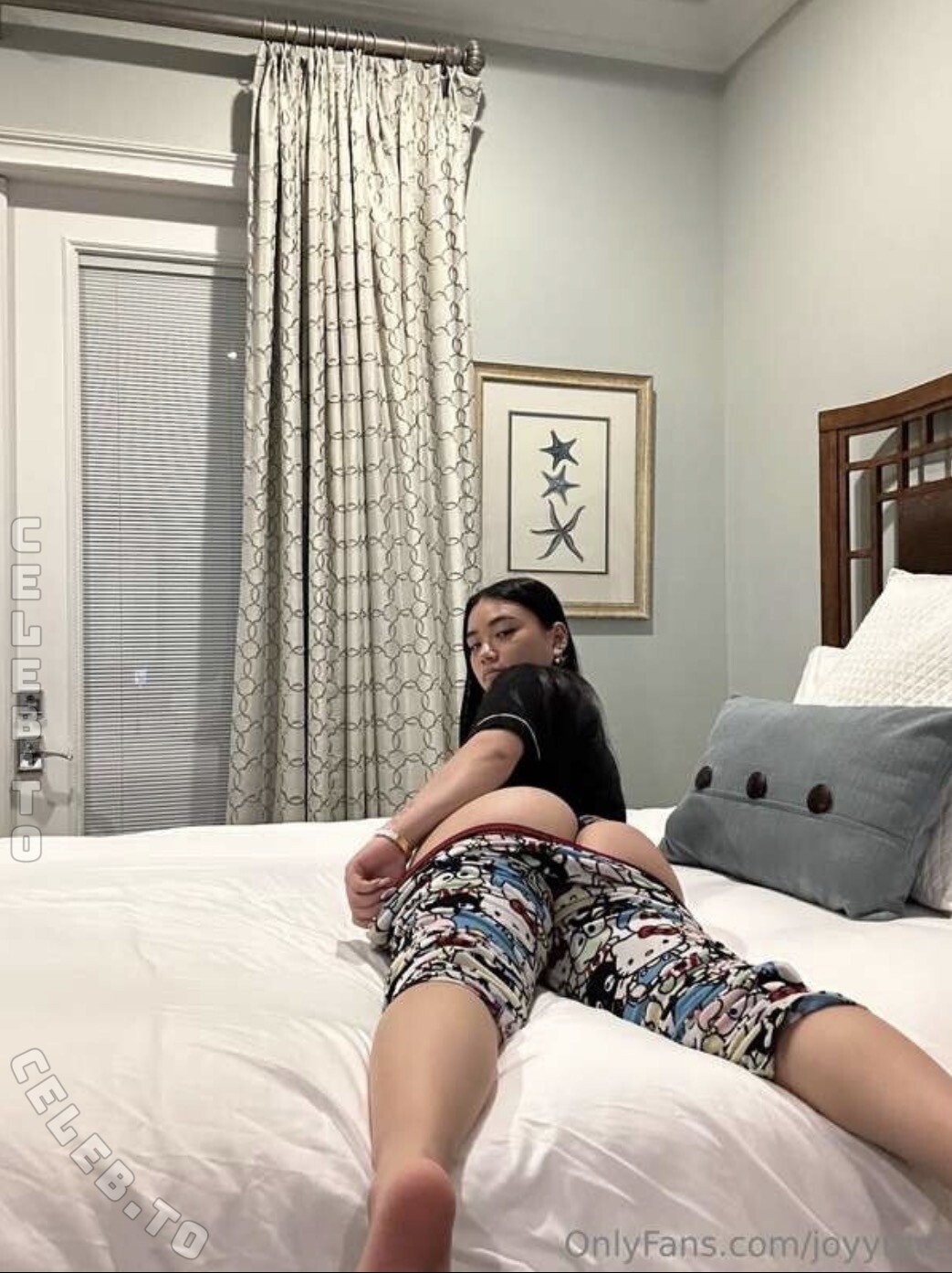 Joy Mei nude photo 2