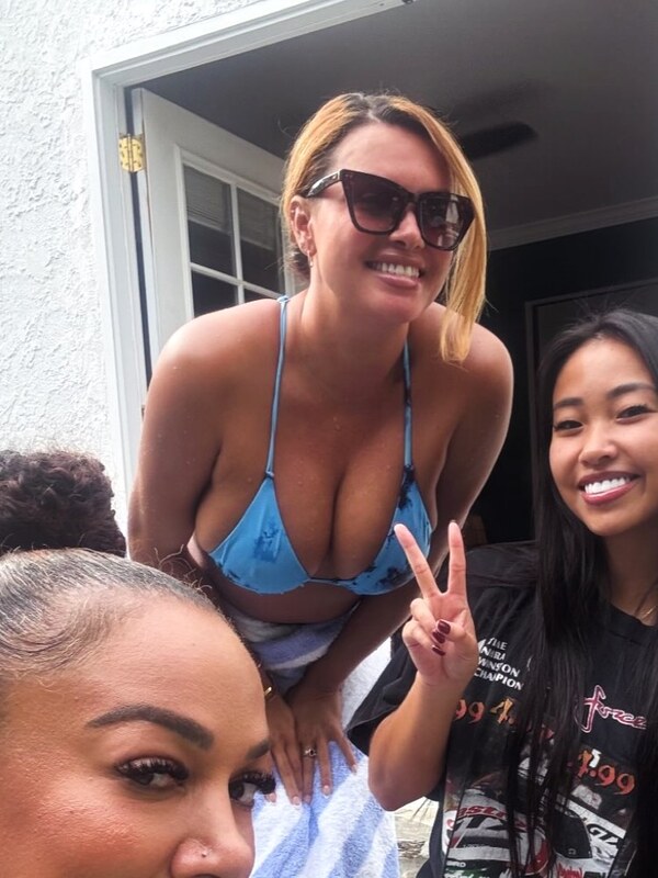 Joy Taylor nude photo 1