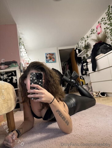 Joyunlocked – Used to be called Cutieabby on OnlyFans, today joy_unlocked