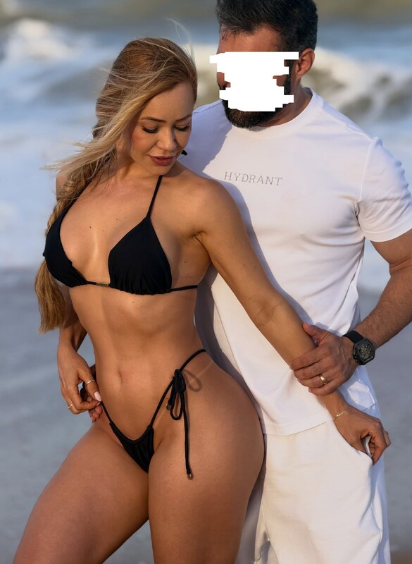 Ju Coura nude photo 1