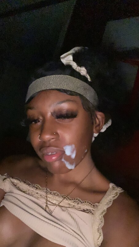 juicyfriuit nude photo 4