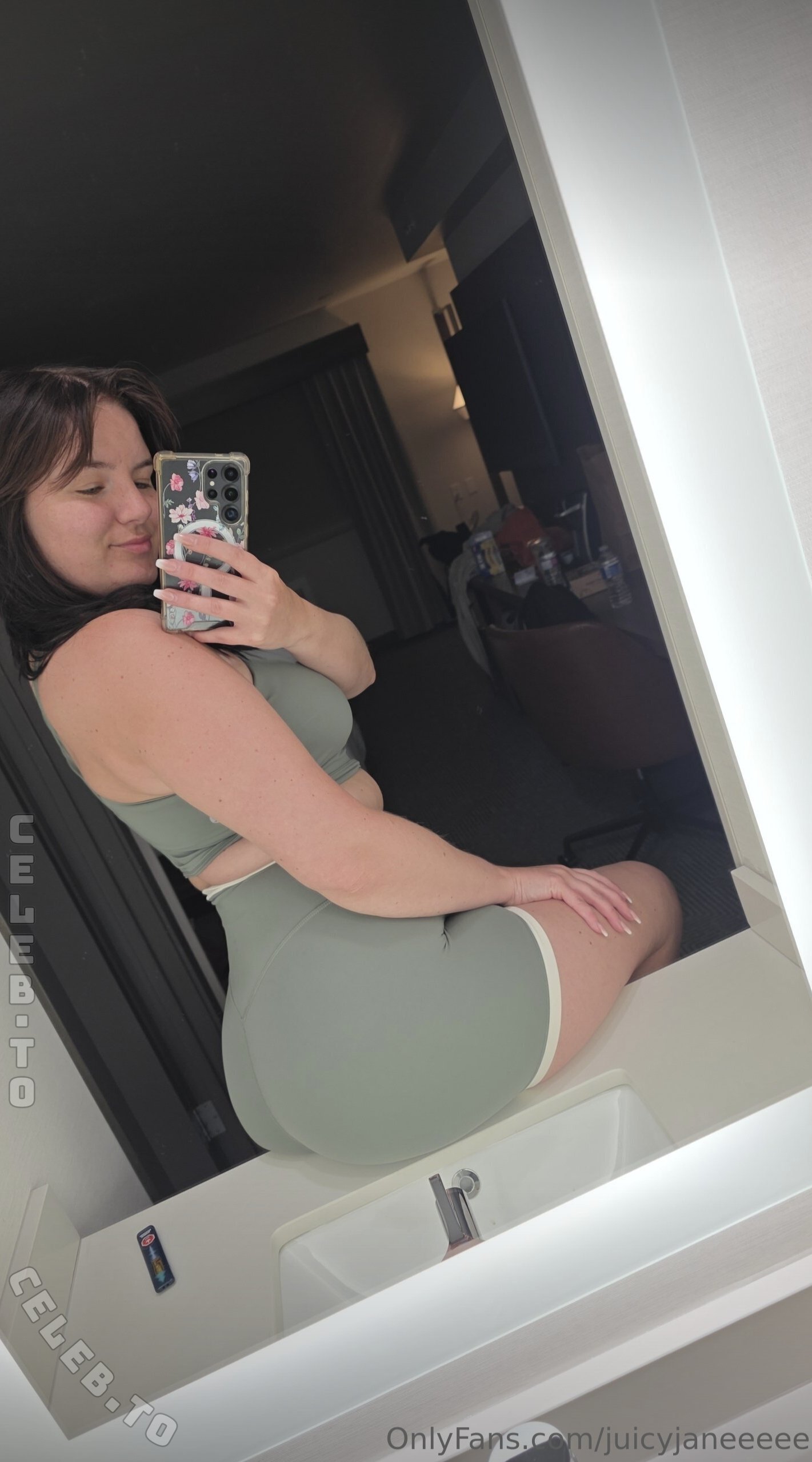 juicyjaneeeee nude photo 1