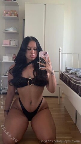 Juicymiriyam nude photo 1