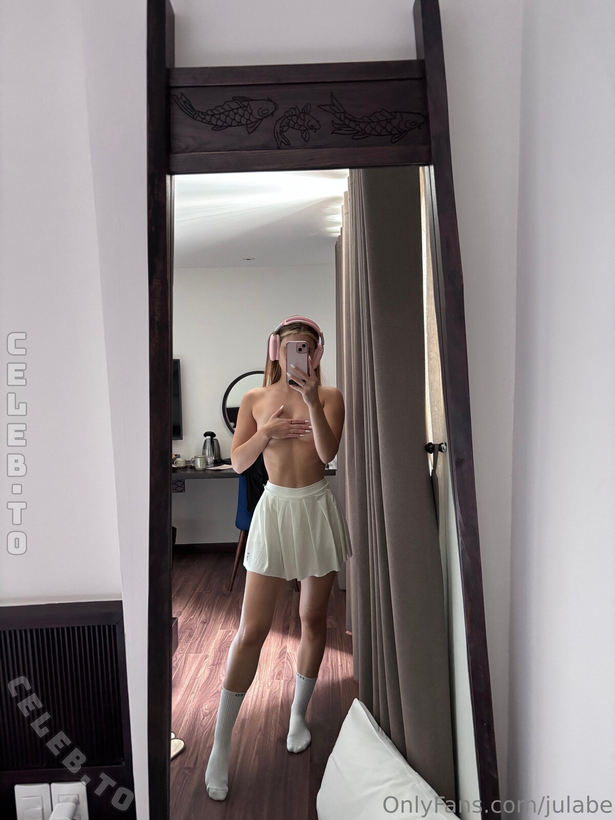 Julabe nude photo 2