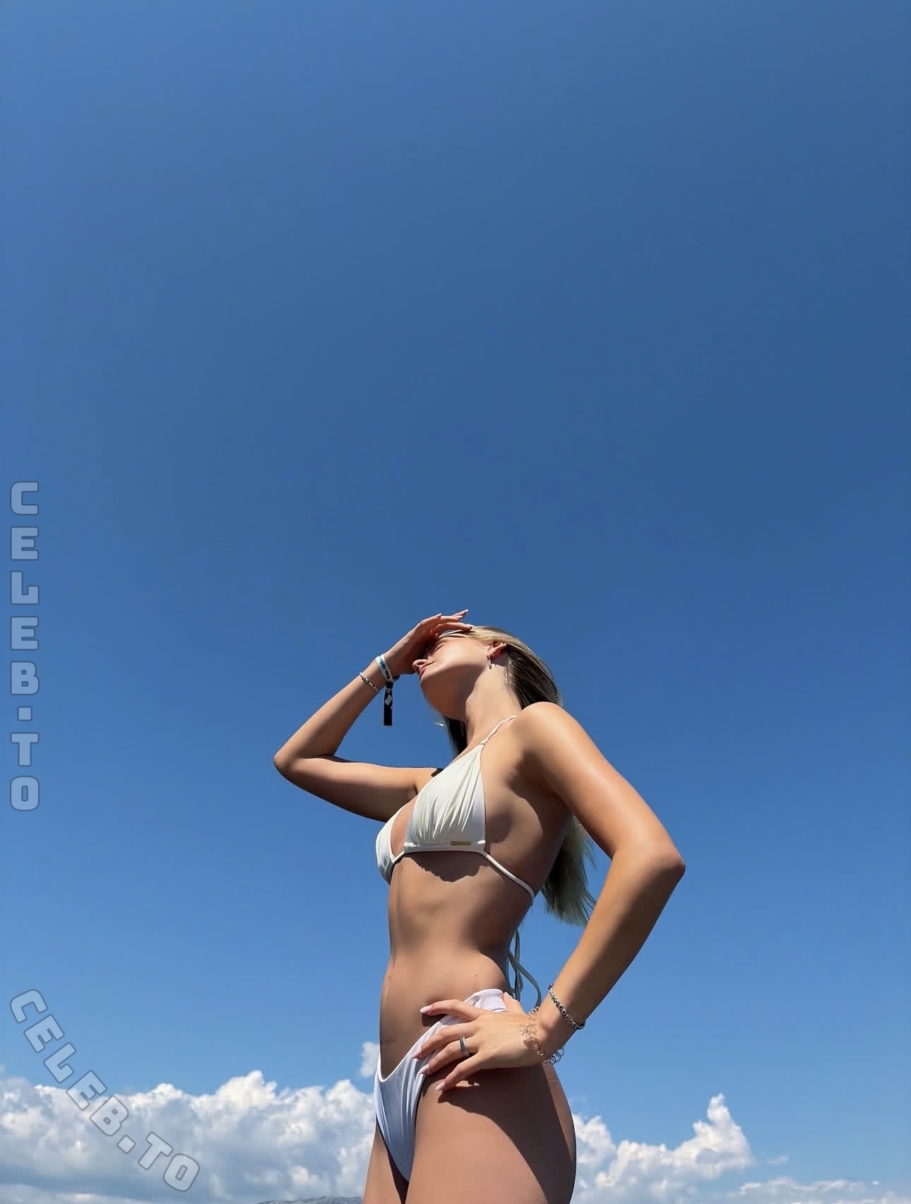 Jule Jensen nude photo 4