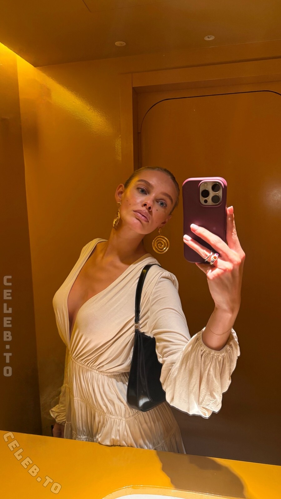 Julemariep nude photo 2