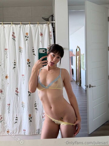 Julesari nude photo 122