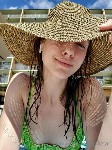 Julesari nude photo 109