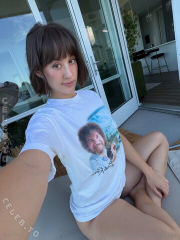 Julesari nude photo 35