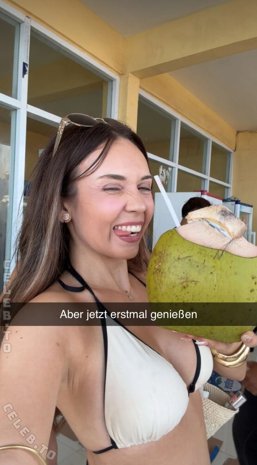 Julesboringlife nude photo 1
