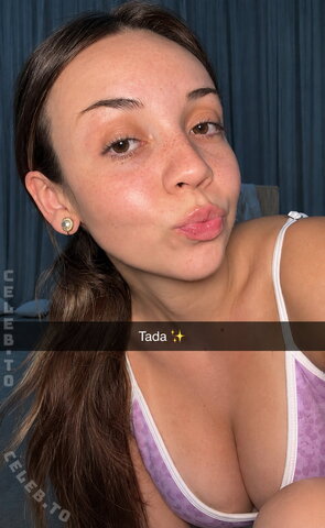 Julesboringlife nude photo 1