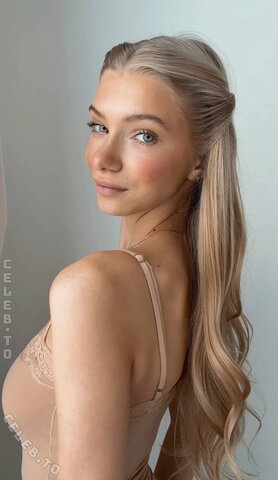 Juli Stellare nude photo 16