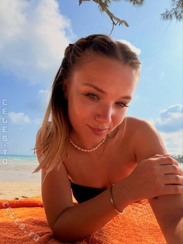 Julia Beautx nude photo 21